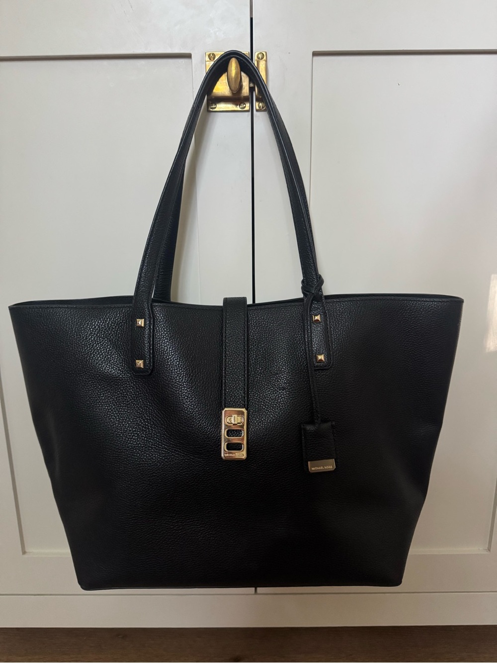 Michael Kors Karson large carryall in pebbled black leather